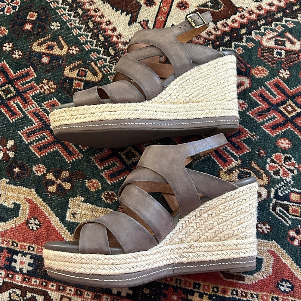 (9) Women’s Clarks Indigo Amelia Dark Brown Leather & Raffia Wedges - Picture 5 of 8